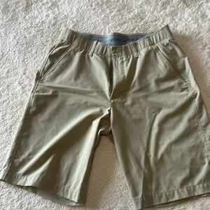 Under Armour Mens Golf Shorts Size 32 Waist